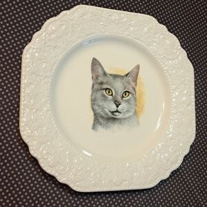 Elegant White Cat Plate